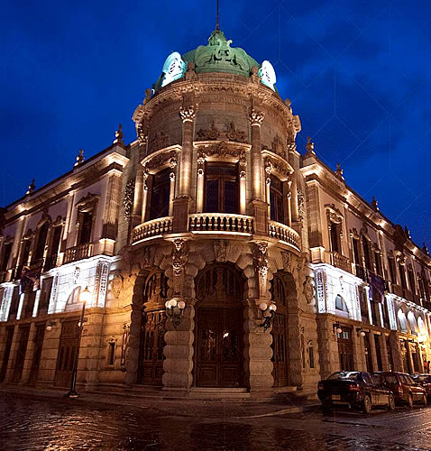 Teatro Macedonio Alcalá
